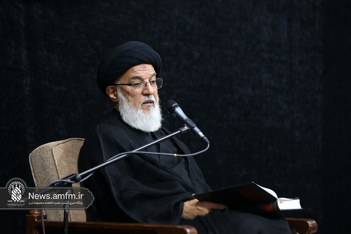 منافقان بهخاطر ترس از شکست به دنبال بستن قرارداد با دشمنان هستند