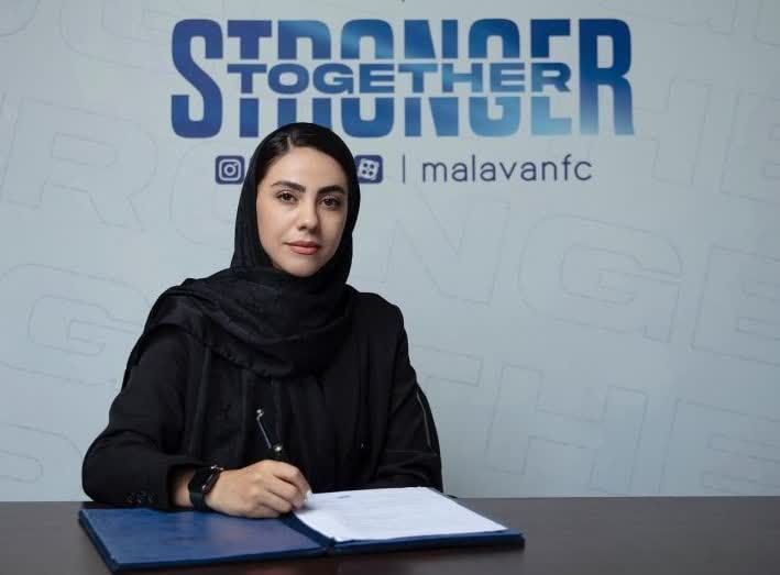 بانوی قمی با قوی سپید تمدید کرد