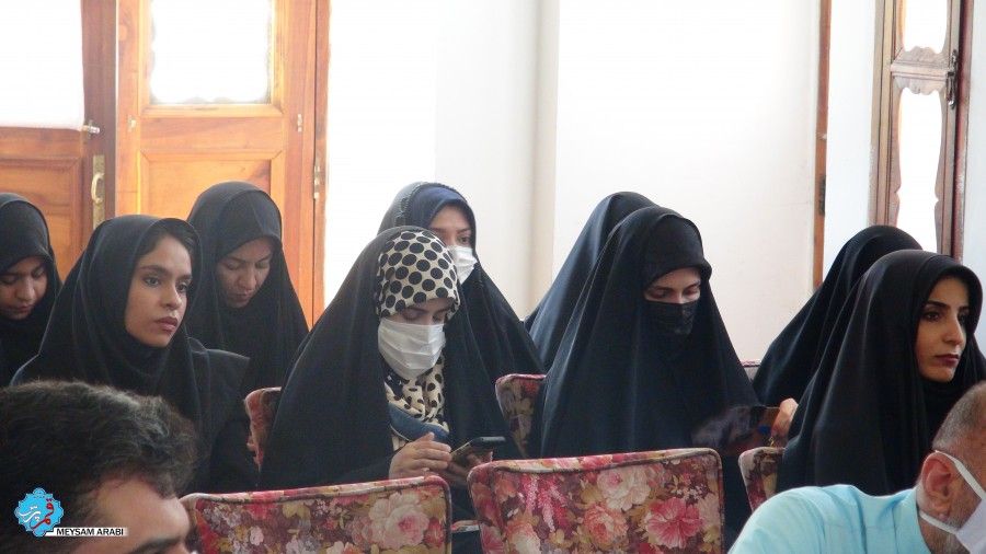 گزارش تصویری:نشست خبری مدیر کل میراث فرهنگی،وصنایع دستی استان قم با اصحاب رسانه