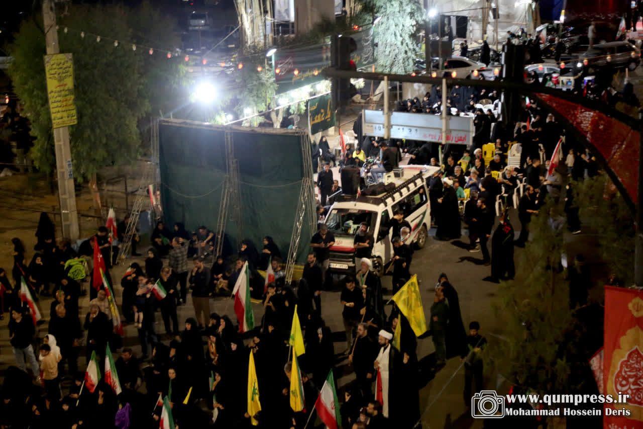 حضورپرشور مردم پای انقلاب