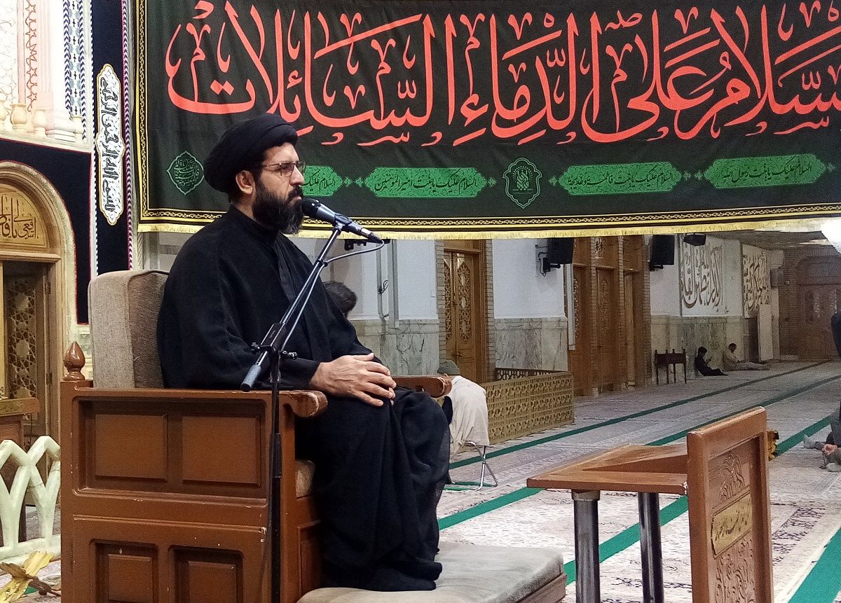 انقلاب اسلامی ایران ظهور صغرای امام زمان(عج) است