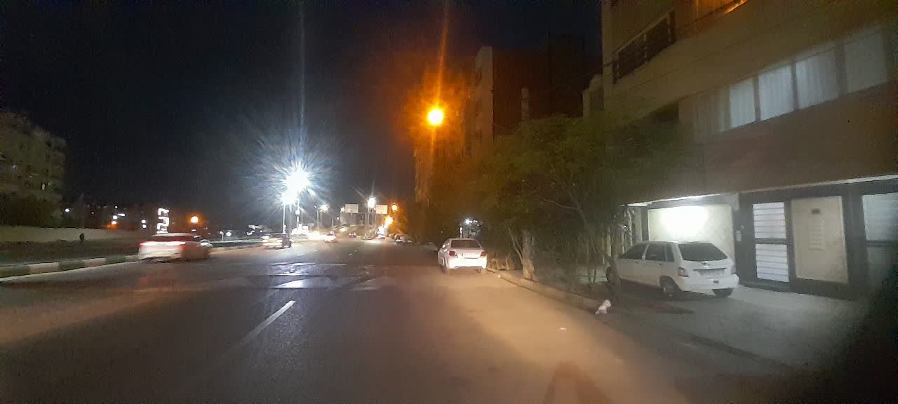 بنا بر اعلام مسئول روشنایی معابر شرکت توزیع نیروی برق استان قم، روشنایی محدوده خیابان یاسمن پاکسازی شد