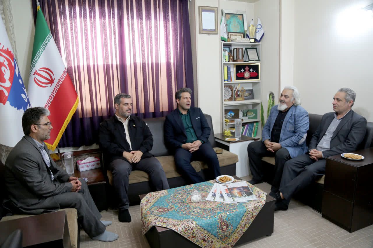 بازدید مدیرکل میراث فرهنگی استان قم از تحریریه دفتر قم پرس
