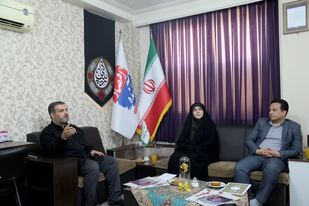 بازدید مدیرکل حفاظت محیط زیست استان قم از تحریریه دفتر قم پرس