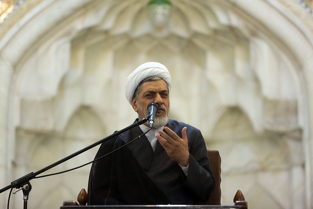 حجت‌الاسلام‌والمسلمین رفیعی: در برابر اشغالگری و استعمار، تسلیم شدن راه حل نیست