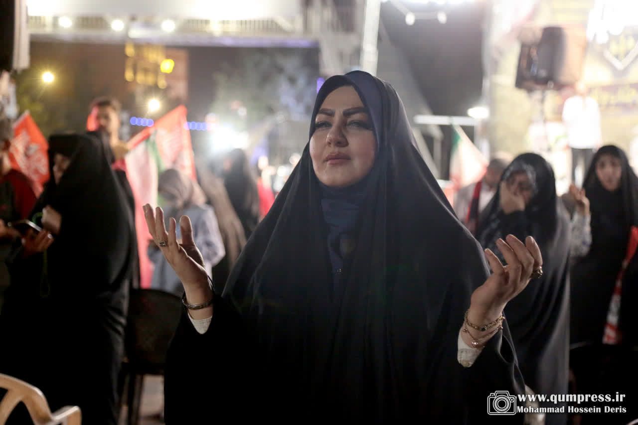 گزارش تصویری از توسل و استغاثه در خیابان (بخش اول)