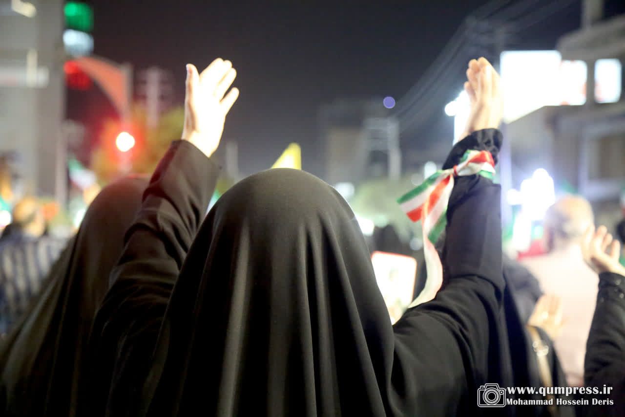 گزارش تصویری از توسل و استغاثه در خیابان ( بخش دوم )