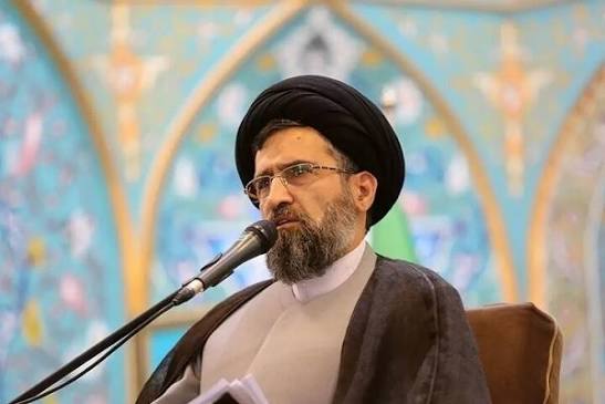 حجتالاسلاموالمسلمین حسینی قمی: آیتالله شبیری زنجانی الگویی از تواضع، زهد و خدمت به مردم بود