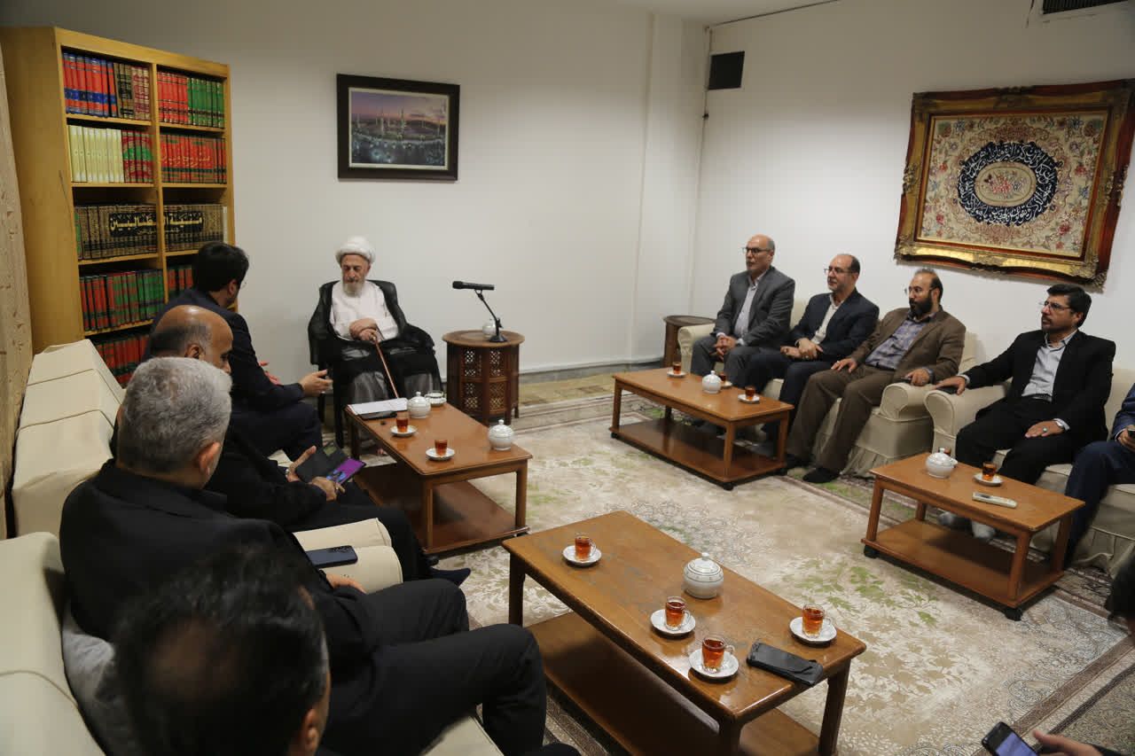 حضور رئیس سازمان امور مالیاتی کشور در قم و دیدار با علما و مراجع معظم تقلید (بخش دوم)
