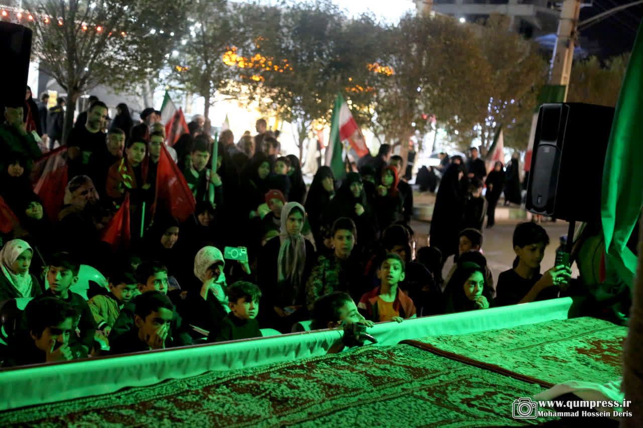گزارش تصویری از آئین هنری فاطمیه در خیابان