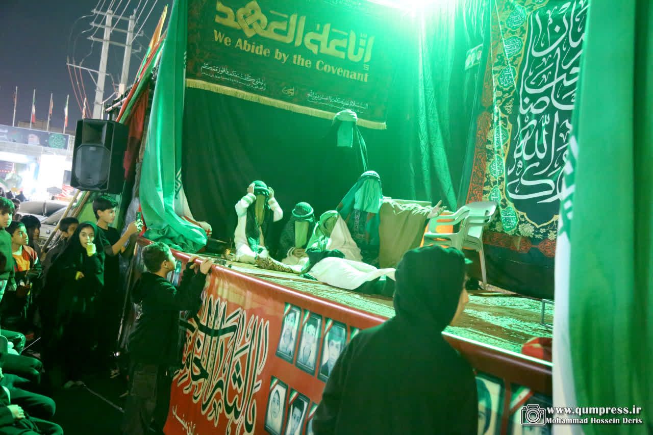 گزارش تصویری از آئین هنری فاطمیه در خیابان