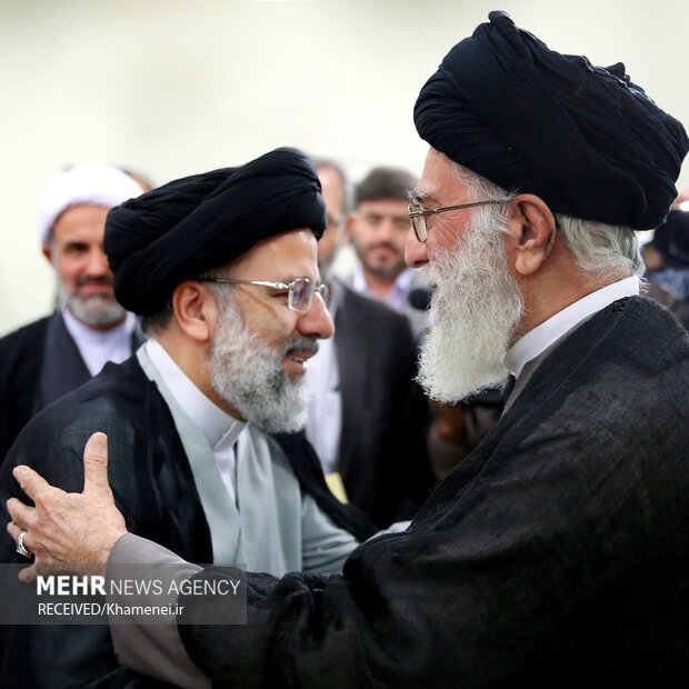 دولتمردانی که میز مسئولیت را به میدان خدمت تبدیل کردند