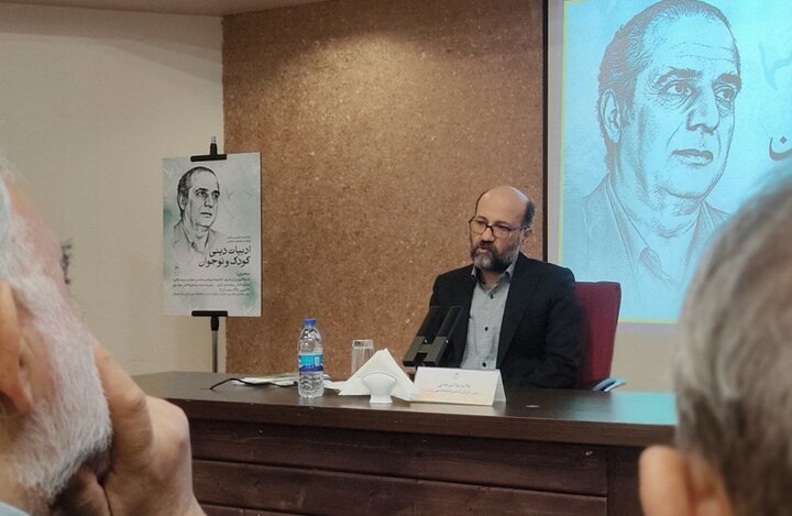 محمود حکیمی، نویسندهای که ادبیات دینی کودک را جدی کرد