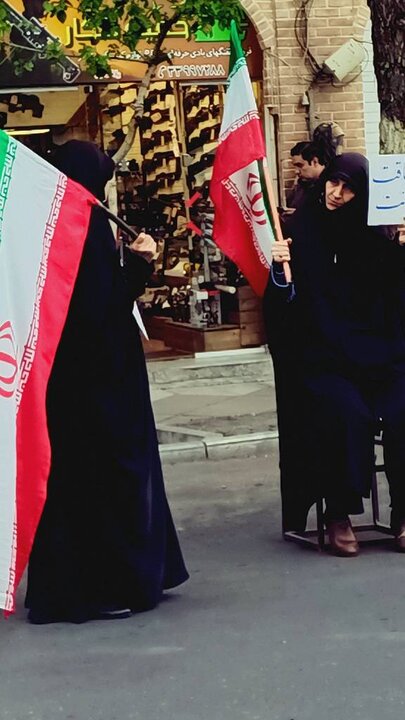 روایت پلاکاردهایی که سکوت نکردند