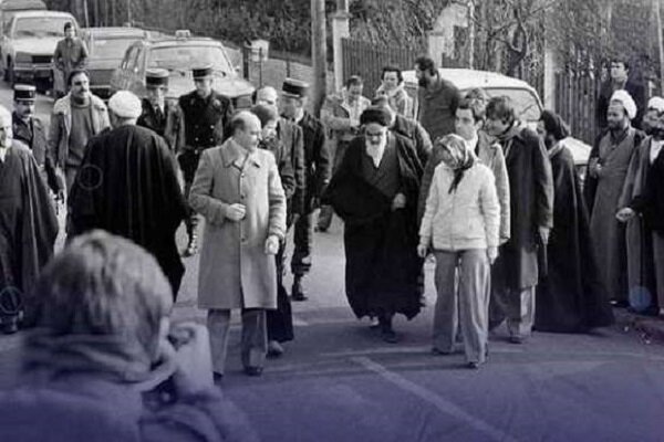 نوفل لوشاتو در تبعید امام، چگونه به مرکز رسانهای انقلاب تبدیل شد؟