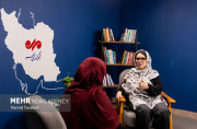 ایران از چهار قدم عقبتر دیدنیست؛ ژنتیک ایستادگی در تداوم هویت ایران ایران از چهار قدم عقبتر دیدنیست؛ ژنتیک ایستادگی در تداوم هویت ایران