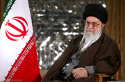 ایران را فقط مرزها نگه نداشتند؛ فارسی نگه داشت
