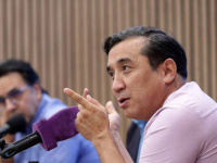 عزیزی: آقای تاج فکری به حال تراکتور کنید؛ AFC گفت فدراسیون پیگیر شود