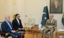 دیدار مومنی با نخستوزیر پاکستان در اسلامآباد دیدار مومنی با نخستوزیر پاکستان در اسلامآباد