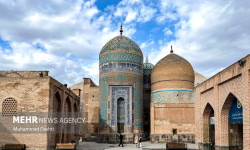 عارفی که هویت ایرانیان را با معنویت پیوند زد