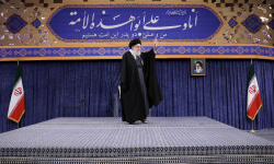 امت همدل نگاهی به اندیشه‌های وحدت‌گرایانه رهبر دارد