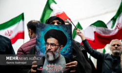 اجتماع مسجدی‌ها؛  طنین فریاد خونخواهی در میدان فلسطین