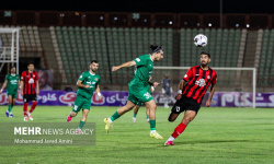 تراکتور برای استقلال و پرسپولیس هدیه فرستاد