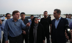 بازدید وزیر راه و شهرسازی از فرودگاه آسیب دیده بوشهر بازدید وزیر راه و شهرسازی از فرودگاه آسیب دیده بوشهر