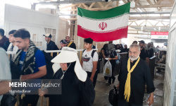 نوبتدهی در پایانه برکت هوشمند شد؛ هدایت رانندگان اربعین با کیوآرکد نوبتدهی در پایانه برکت هوشمند شد؛ هدایت رانندگان اربعین با کیوآرکد