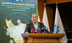 تداوم ورود ریلی کالا از چین؛ تردد مسافران در مرز ایران و پاکستان تداوم ورود ریلی کالا از چین؛ تردد مسافران در مرز ایران و پاکستان