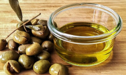 فناوریهای پیشرفته آزمایشگاهی در خدمت سنجش اصالت روغن زیتون فناوریهای پیشرفته آزمایشگاهی در خدمت سنجش اصالت روغن زیتون