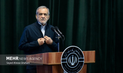 نشست صمیمی رئیس جمهور با بازنشستگان نشست صمیمی رئیس جمهور با بازنشستگان