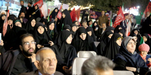 گزارش تصویری قم پرس از موکب روحانیون و مردم خونخواه و منتقم قائدشهید در شب چهارم آبان ماه