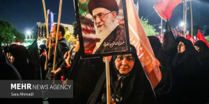 مدل حکمرانی رهبر شهید با تکیه بر اجتماع و باورمندی مردمی مدل حکمرانی رهبر شهید با تکیه بر اجتماع و باورمندی مردمی