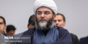 حجت الاسلام قمی: مسجد محور جامعه مبعوث است