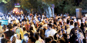 پارادوکس رفاه و رضایت؛ چرا مدرنیته ما را شادتر نکرد؟