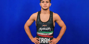 اولین مدال طلای کشتی فرنگی جوانان دشت شد/ کشتیگیر ایران ضربه فنی شد! اولین مدال طلای کشتی فرنگی جوانان دشت شد/ کشتیگیر ایران ضربه فنی شد!