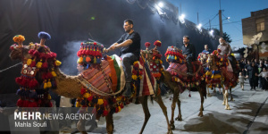 چگونه چاووشی‌خوانی به نماد بدرقه و استقبال زائران تبدیل شد؟