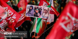 افسوس نیامد ز مسیحا نفسی افسوس نیامد ز مسیحا نفسی