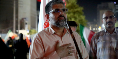 پای انقلاب در خیابان ۲