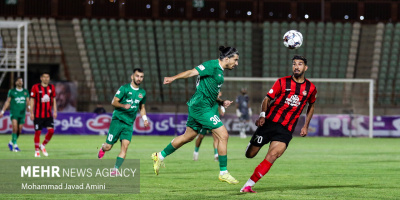 تراکتور برای استقلال و پرسپولیس هدیه فرستاد