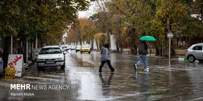 وقوع رگبار و وزش باد شدید در راه تهران؛ کاهش ۴ درجهای دما از جمعه وقوع رگبار و وزش باد شدید در راه تهران؛ کاهش ۴ درجهای دما از جمعه