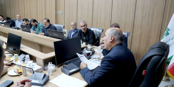 نشست خبری مدیرکل امورمالیاتی استان قم نشست خبری مدیرکل امورمالیاتی استان قم