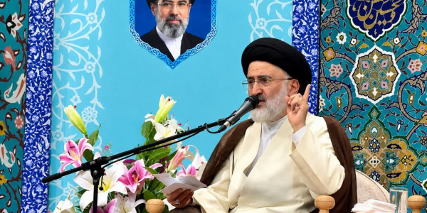حفظ انسجام جامعه در برابر توطئه‌های دشمن ضروری است